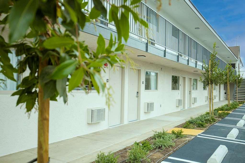 Orange Grove Inn Tustin Exterior photo